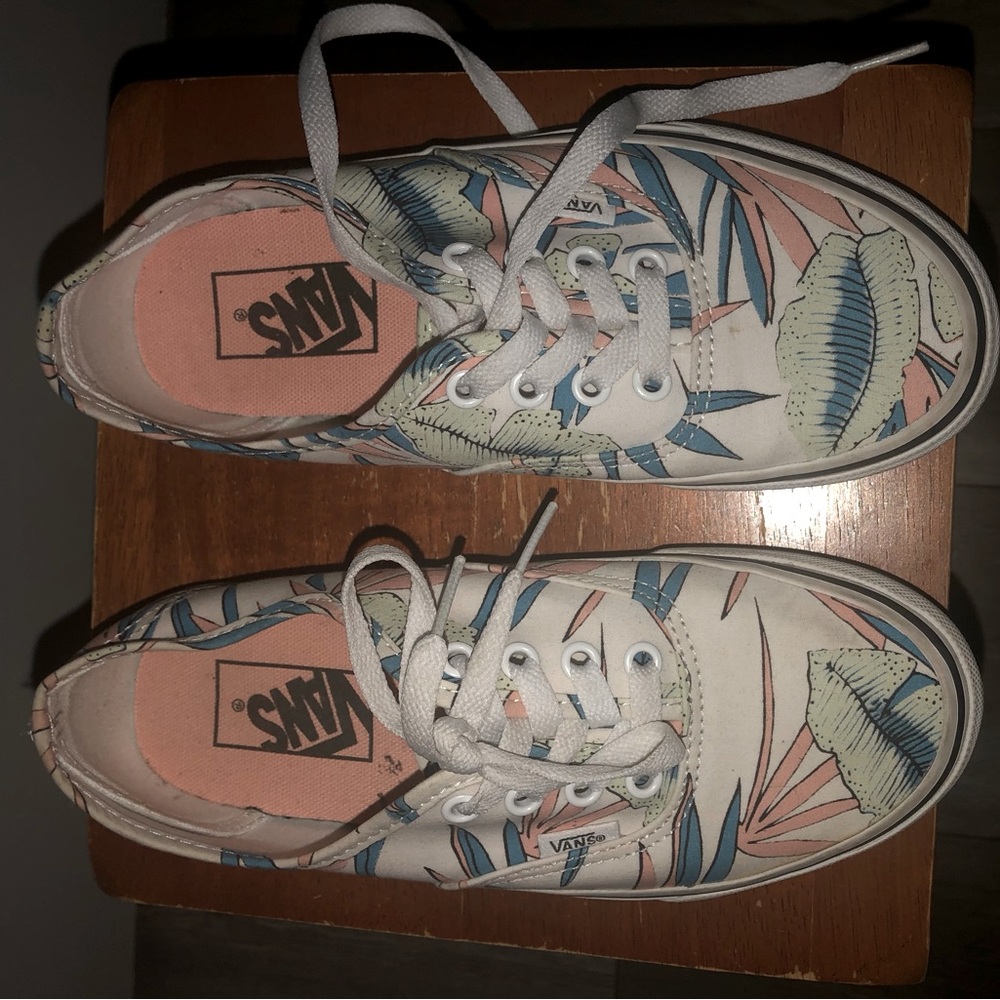 Women’s Authentic Vans